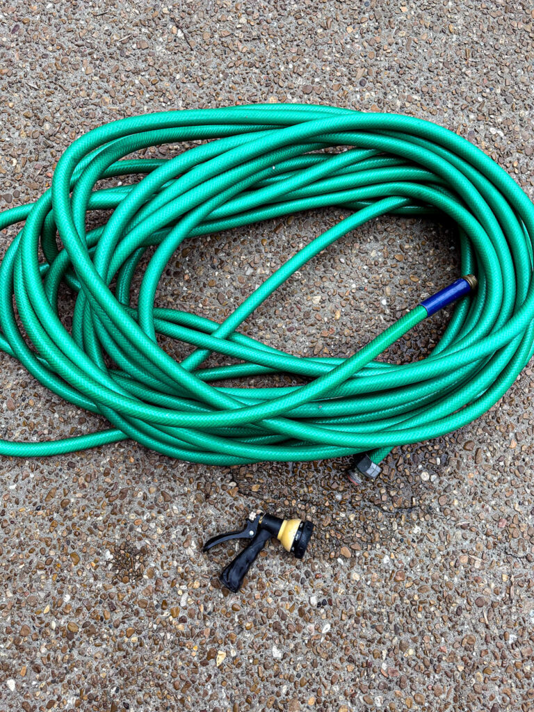 disconnect-hose-to-winterize-your-home