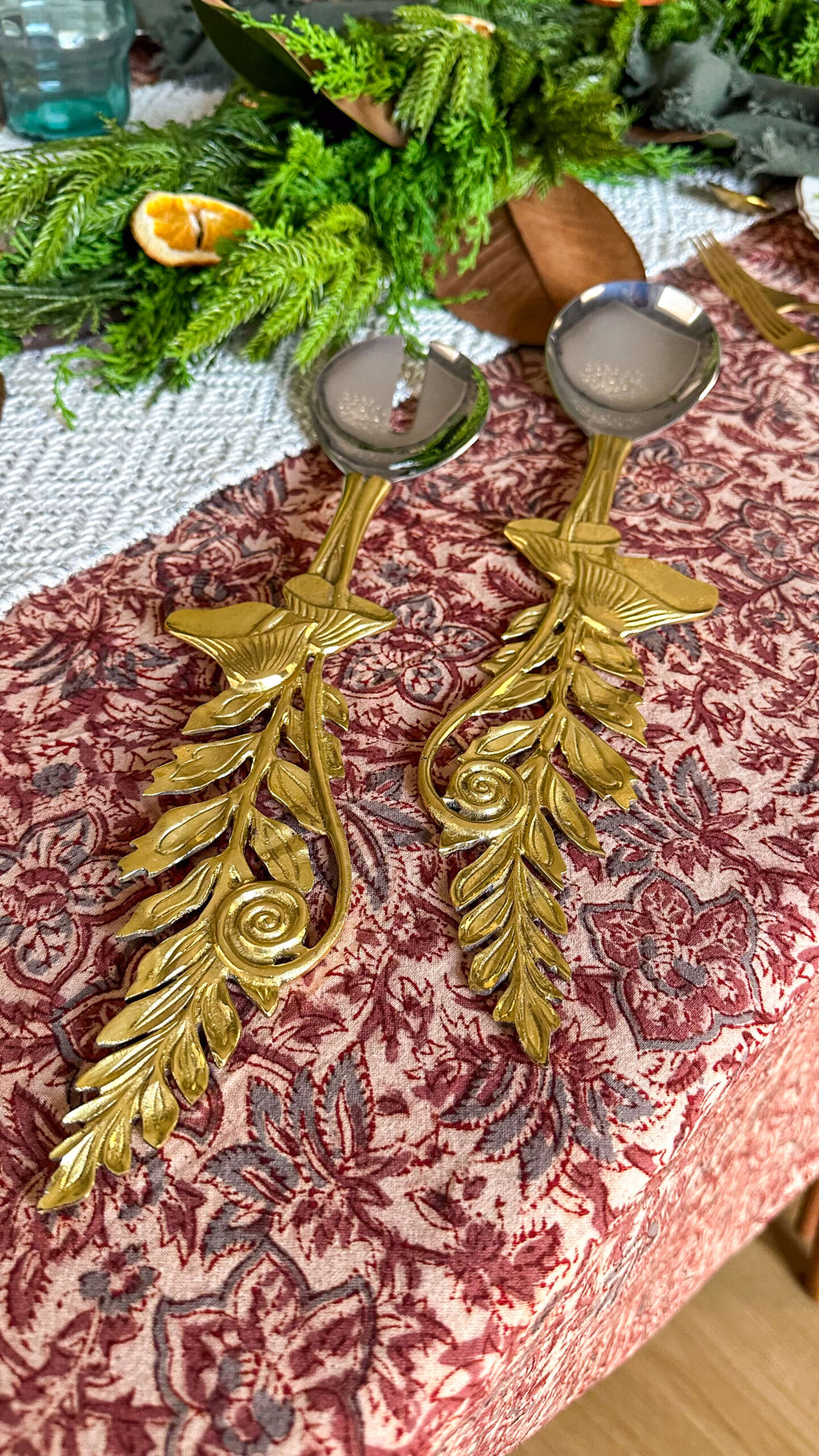 click-to-shop-gilded-serveware