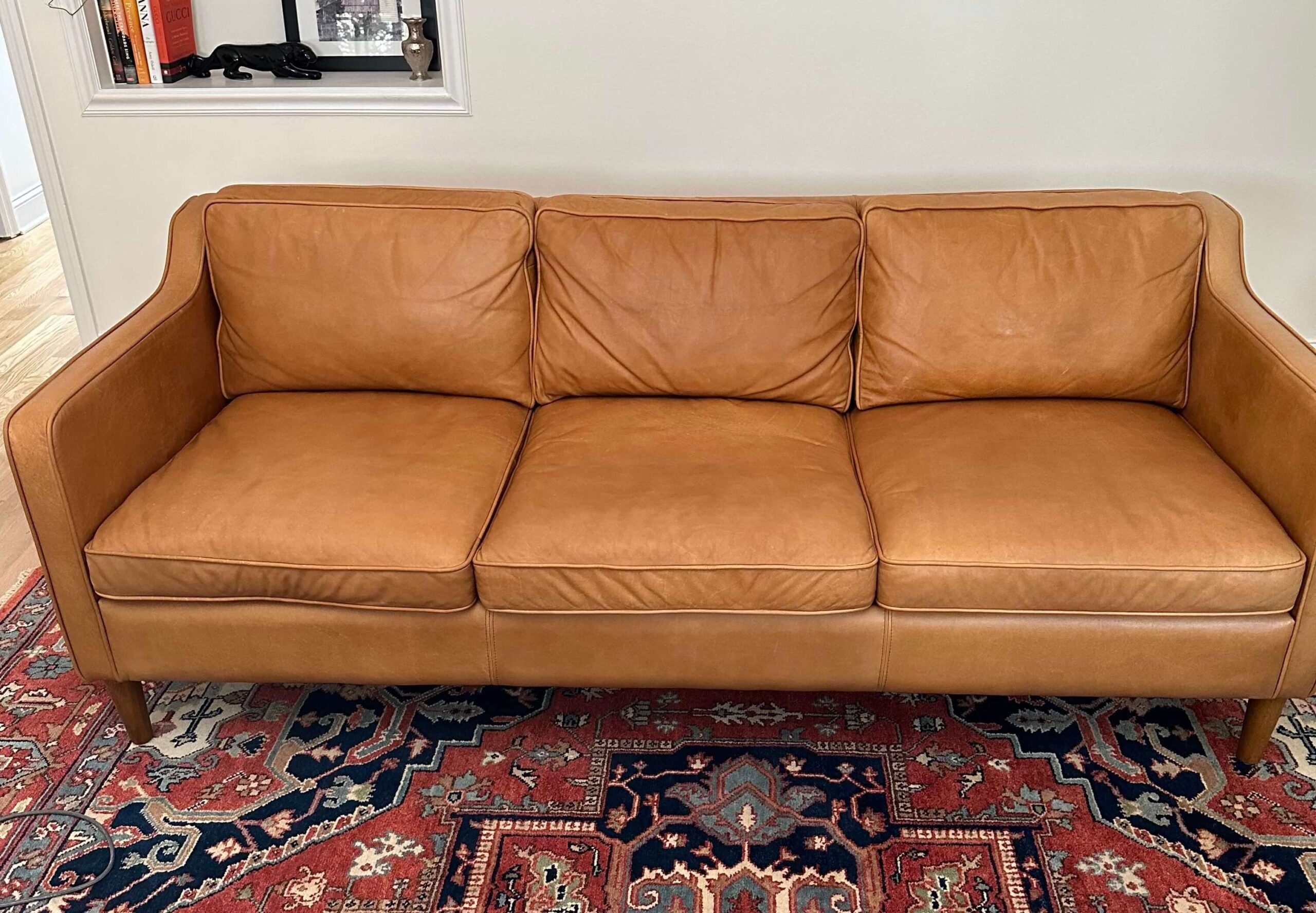 leather-couch-after-cleaning