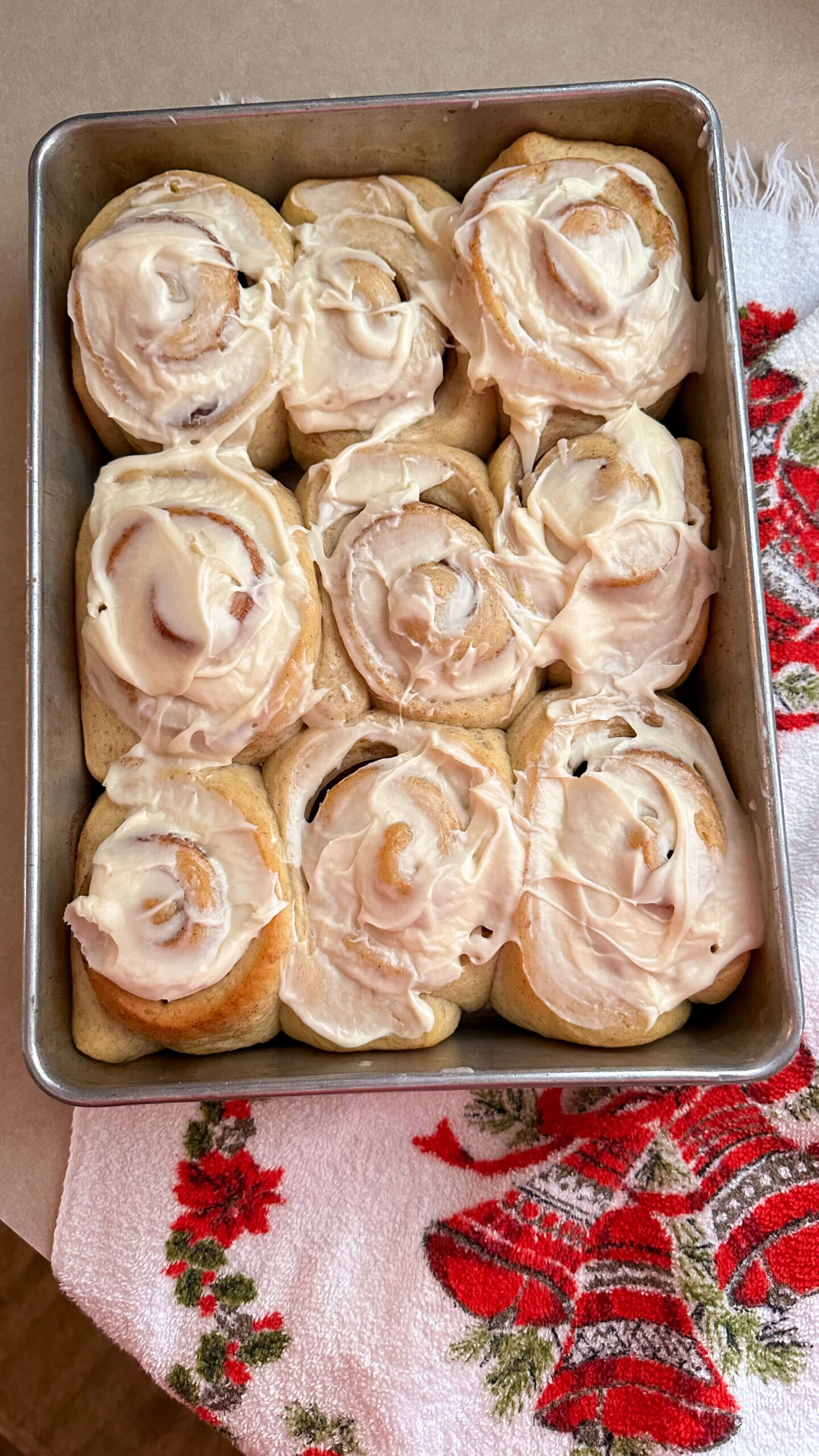 click-for-homemade-cinnamon-rolls-recipe