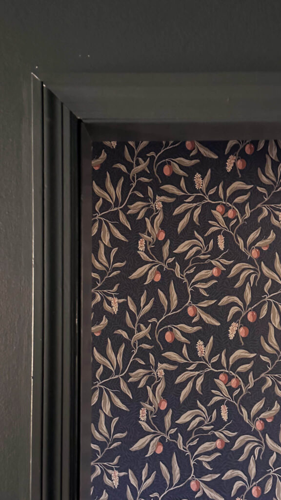 back-entry-wallpaper