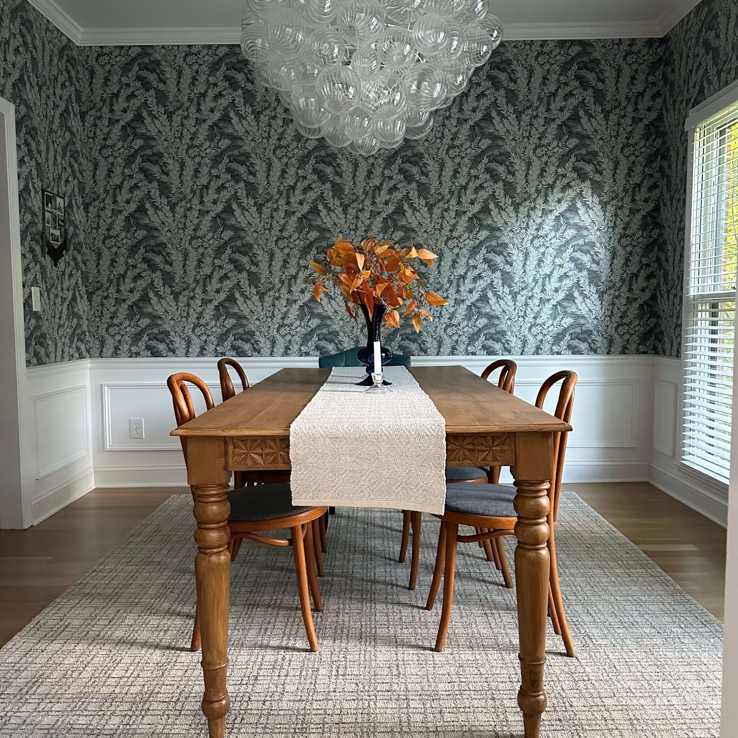 click-for-diy-picture-frame-molding