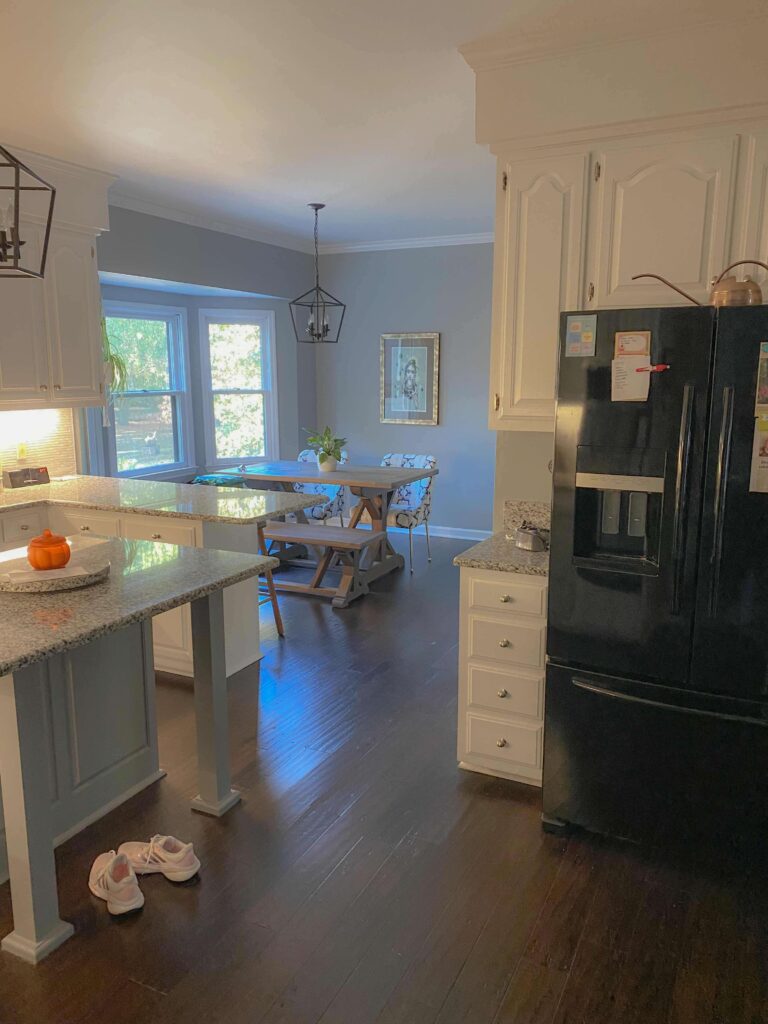 original-kitchen-and-breakfast-nook