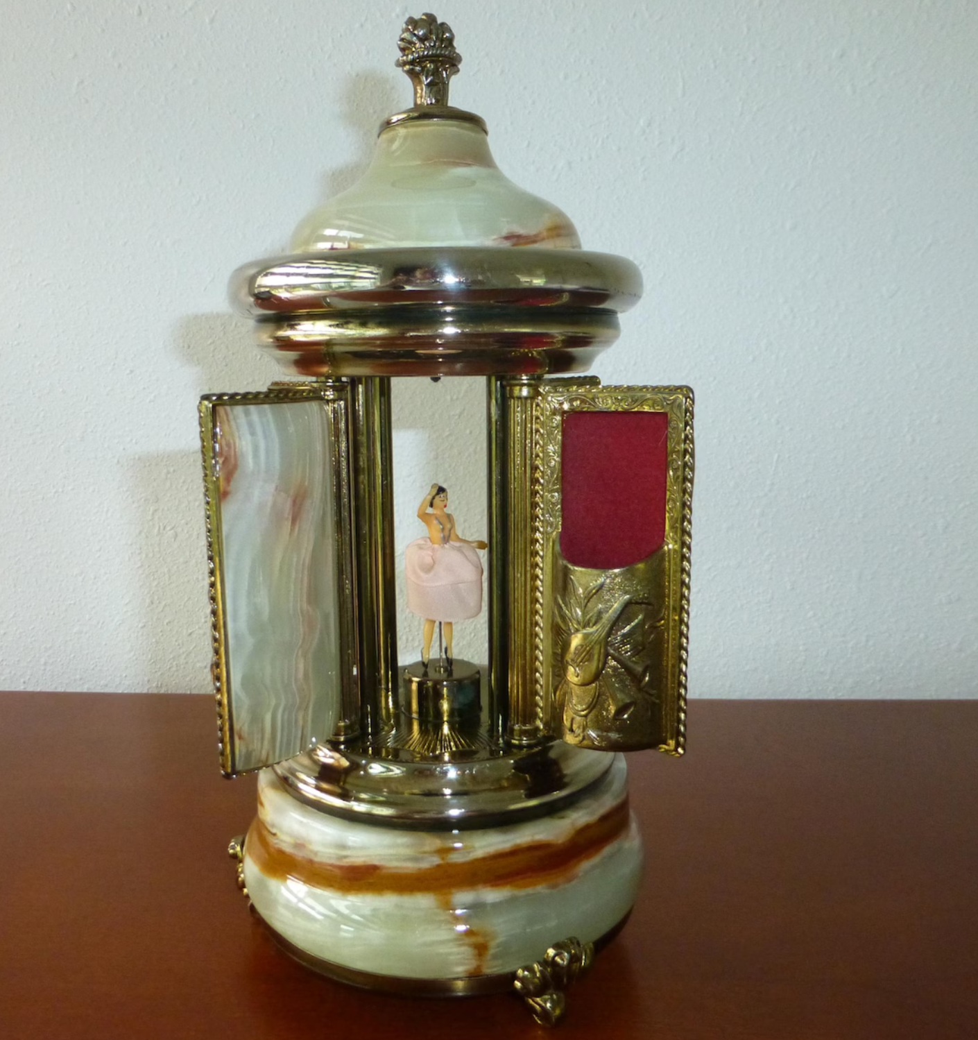 tap to see my secondhand wishlist