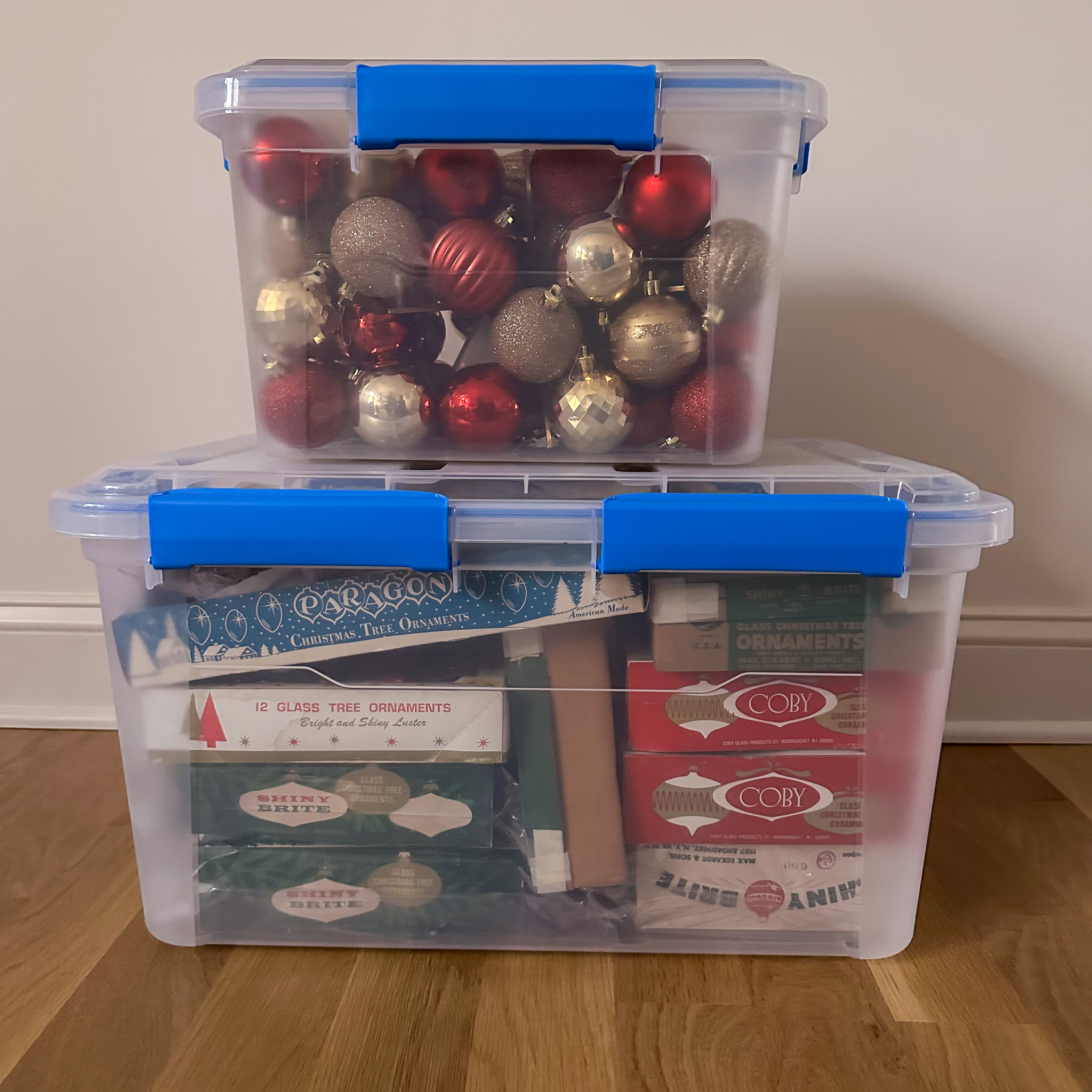 Christmas-Storage-and-Organization
